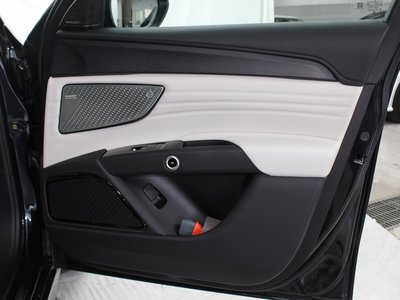 صورة مصغرة 90 لـ 2023 Maserati GRECALE