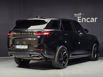 2023 LAND Rover RANGE ROVER SPORT photo 3