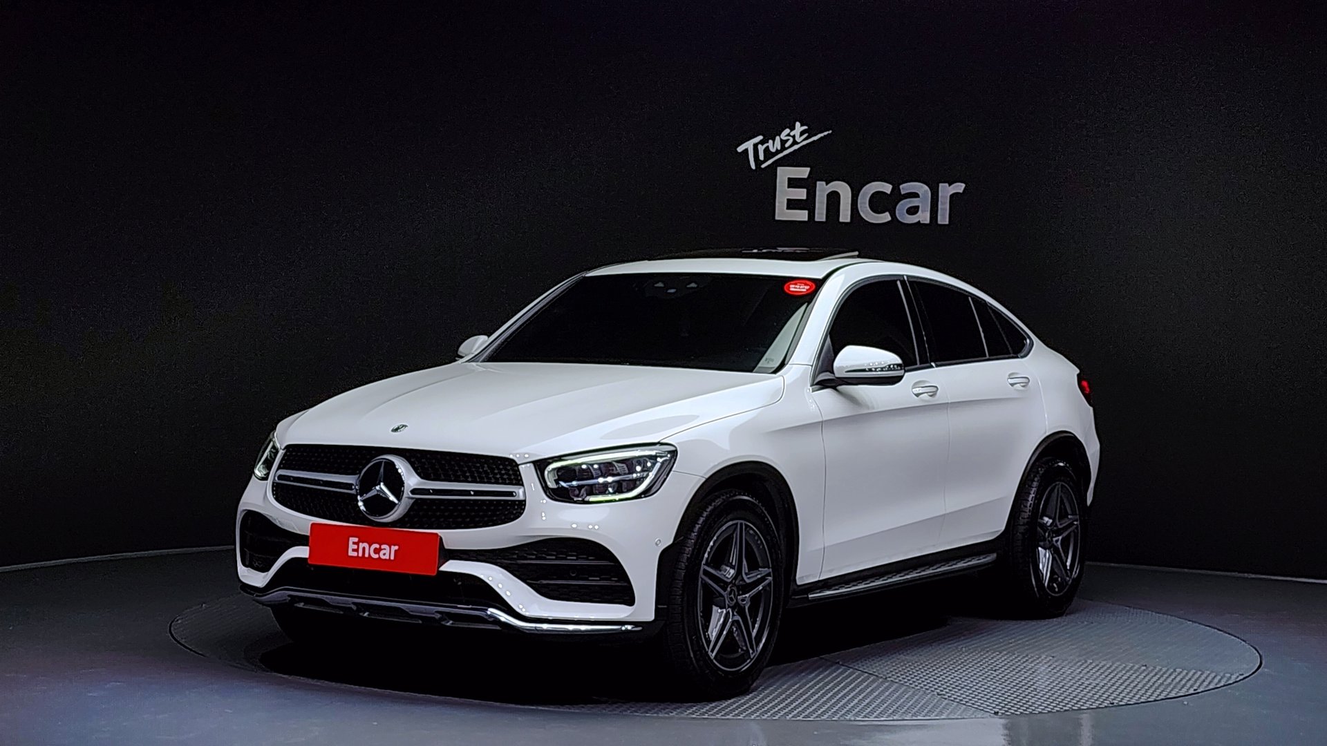 MERCEDES-BENZ GLC - View 1