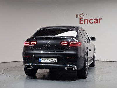 MERCEDES-BENZ GLC - 4