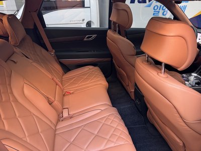 2025 Genesis GV80 photo 3