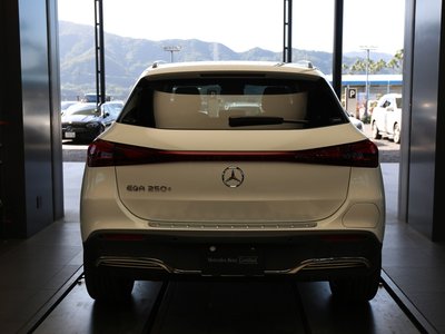 صورة 7 لـ 2024 Mercedes-BENZ EQA