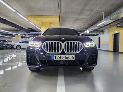 2022 BMW X6 照片 2