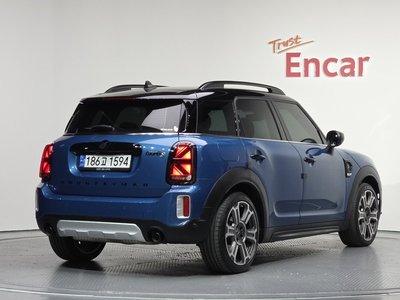 MINI COUNTRYMAN - 3