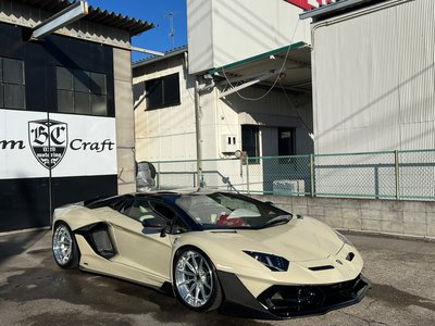 LAMBORGHINI AVENTADOR ROADSTER - 4