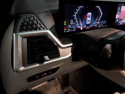 2026 BMW X5 — миниатюра 19