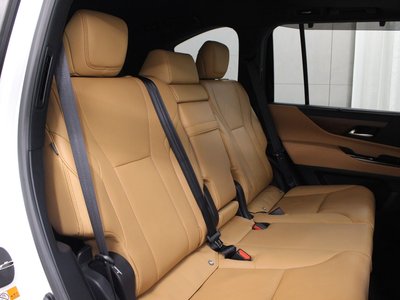 2024 Lexus LX — миниатюра 7