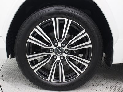 2024 Lexus LX — миниатюра 19
