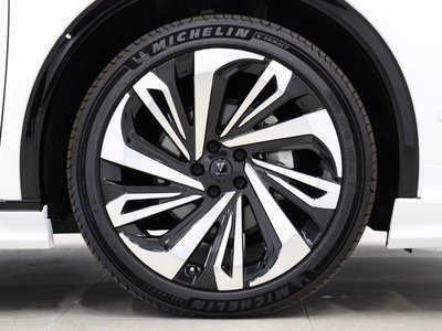 TOYOTA CROWN SPORT - 3