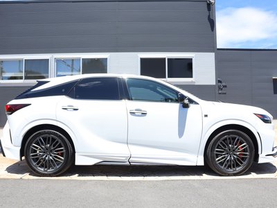 صورة 4 لـ 2025 Lexus RX