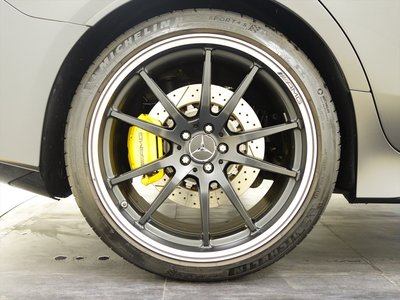 MERCEDES-BENZ GT AMG - 10