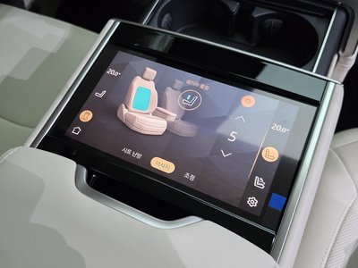 2025 LAND Rover RANGE ROVER — миниатюра 18