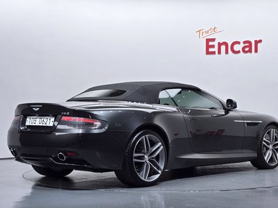 صورة 3 لـ 2015 Aston Martin DB9