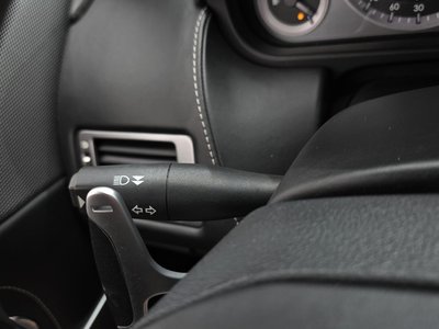 2015 Aston Martin DB9 — миниатюра 18