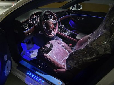 BENTLEY CONTINENTAL - 8