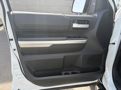 صورة مصغرة 25 لـ 2015 Toyota TUNDRA