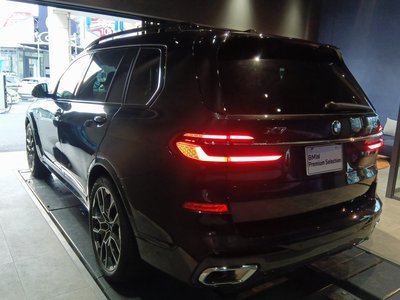 BMW X7 - 10