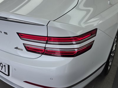 GENESIS G80 (RG3) - 10