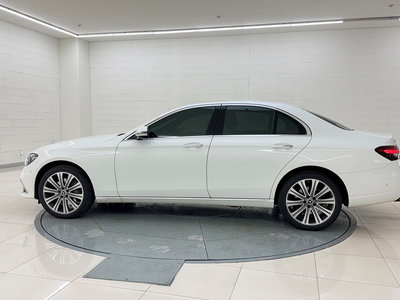 MERCEDES-BENZ E-CLASS - 4