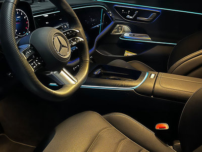 MERCEDES-BENZ E-CLASS - 7