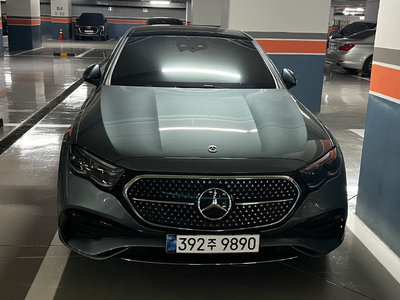 MERCEDES-BENZ E-CLASS - 1