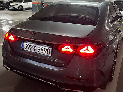 MERCEDES-BENZ E-CLASS - 3