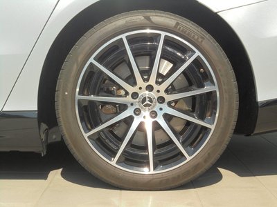 MERCEDES-BENZ EQS - 6