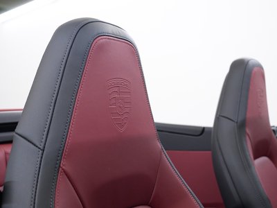 PORSCHE 911 - 9