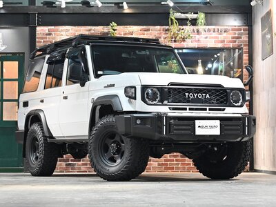 TOYOTA LAND CRUISER 70