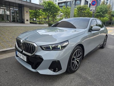 صورة 5 لـ 2025 BMW 5 SERIES