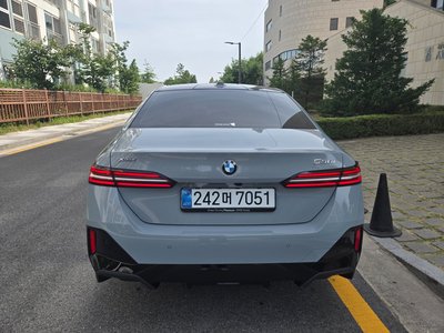 صورة 6 لـ 2025 BMW 5 SERIES