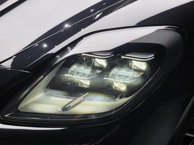 صورة 9 لـ 2025 Porsche PANAMERA
