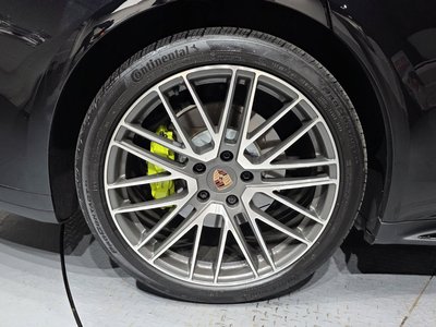 صورة 6 لـ 2025 Porsche PANAMERA