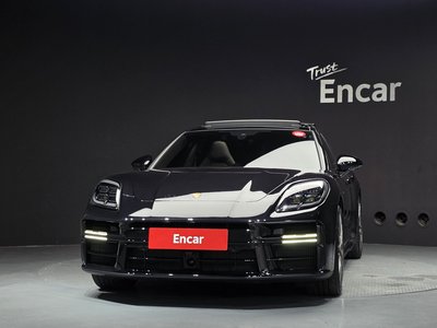 صورة 2 لـ 2025 Porsche PANAMERA