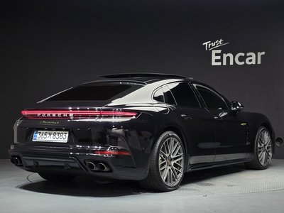 صورة 4 لـ 2025 Porsche PANAMERA