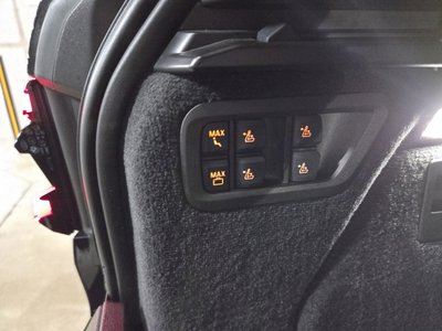 صورة مصغرة 19 لـ 2025 BMW X7