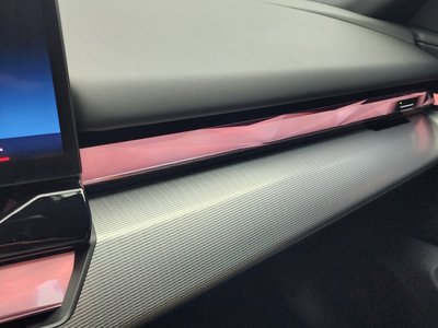 2025 BMW 5 SERIES — миниатюра 11