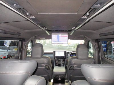 TOYOTA ALPHARD - 10