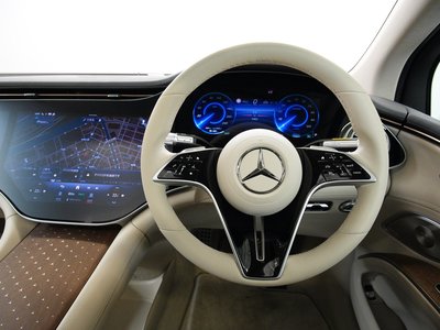 MERCEDES-BENZ EQS - 6