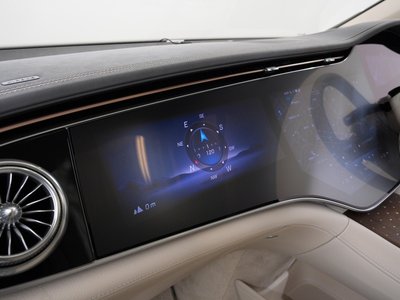 MERCEDES-BENZ EQS - 9