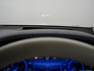 MERCEDES-BENZ EQS - 8