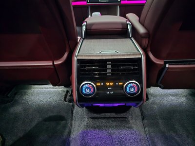 2025 LAND Rover RANGE ROVER — миниатюра 14