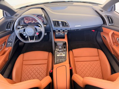 صورة 3 لـ 2022 AUDI R8 SPYDER