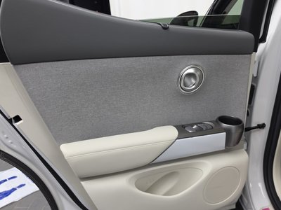 2022 Genesis GV60 — миниатюра 15