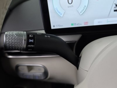 2022 Genesis GV60 — миниатюра 27