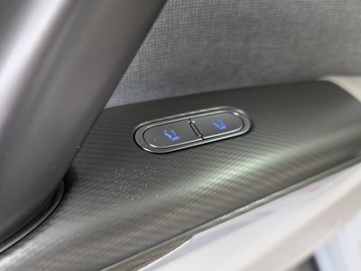 2022 Genesis GV60 — миниатюра 35