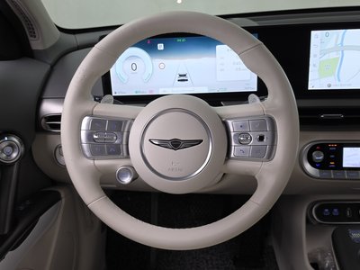 2022 Genesis GV60 — миниатюра 19
