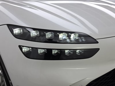 2022 Genesis GV60 photo 9