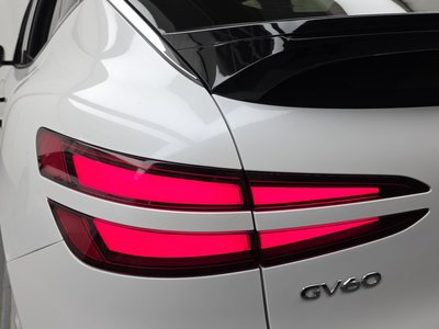 2022 Genesis GV60 photo 10