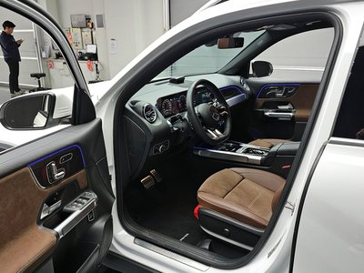 MERCEDES-BENZ GLB - 10